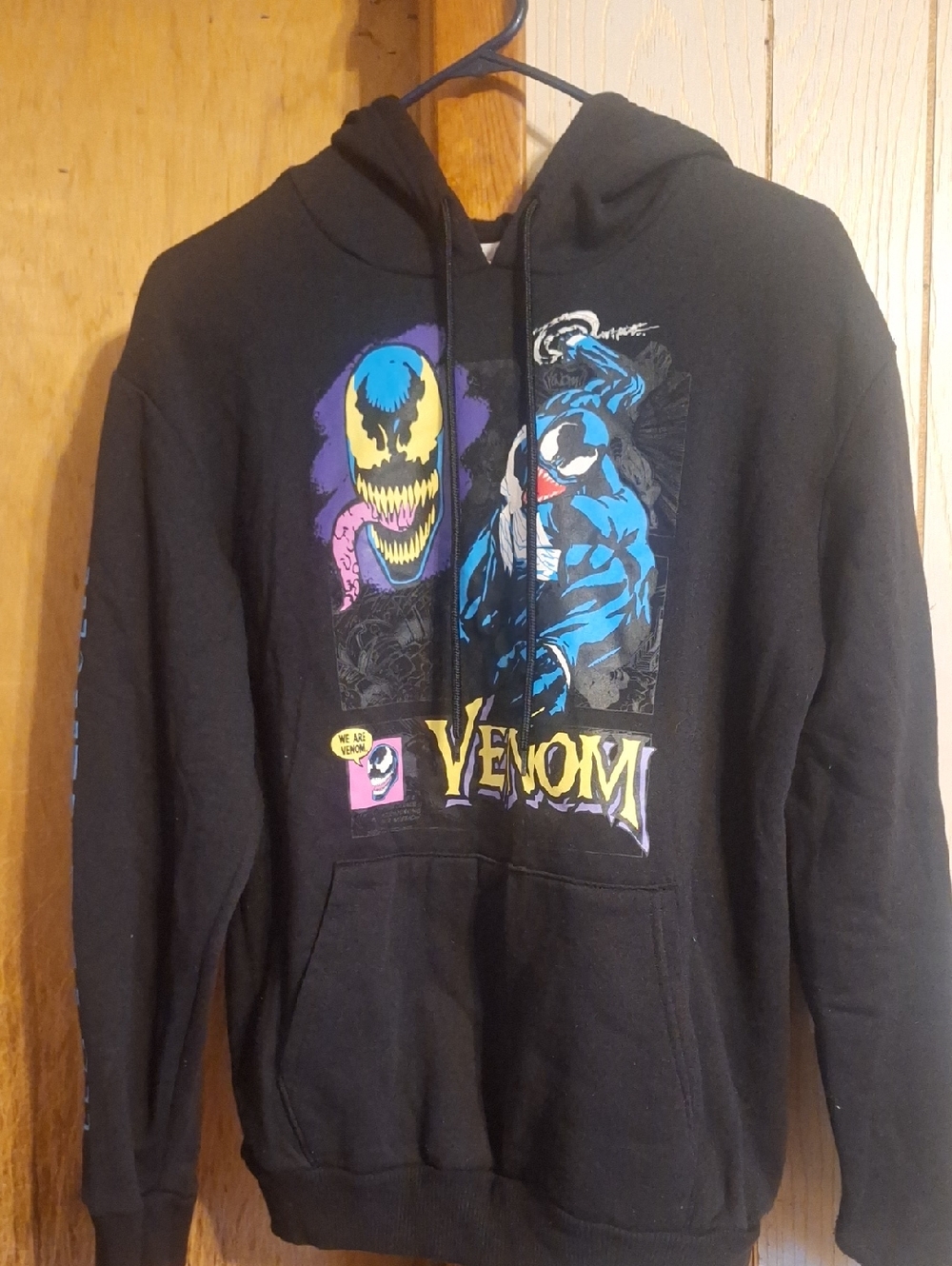 Marvel Venom Graphic Crewneck Hoodie - Black with Yellow Blue Purple Accents